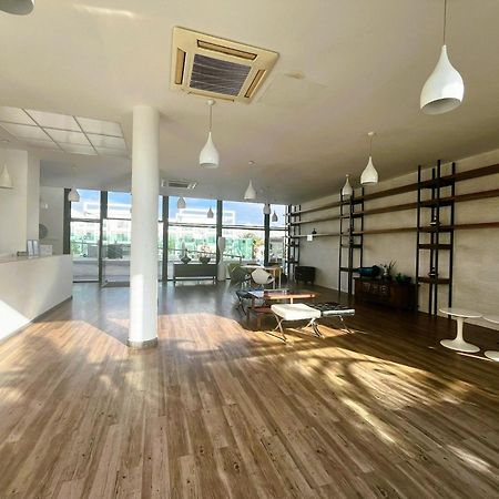 Hotel Plaza Palmeras ปูแอร์โตเดลคาร์เมน ภายนอก รูปภาพ